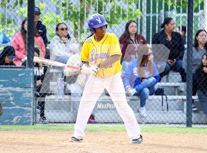 Thumbnail 1 in Firebaugh vs. Lynwood photogallery.