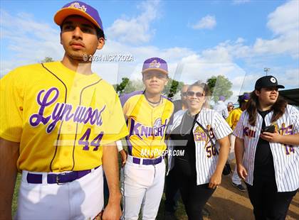 Thumbnail 2 in Firebaugh vs. Lynwood photogallery.
