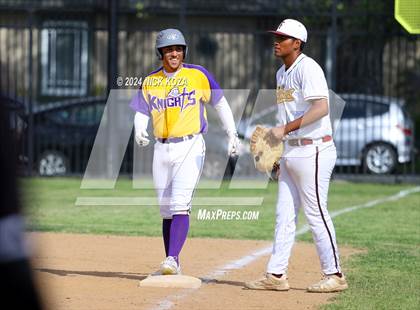 Thumbnail 3 in Firebaugh vs. Lynwood photogallery.