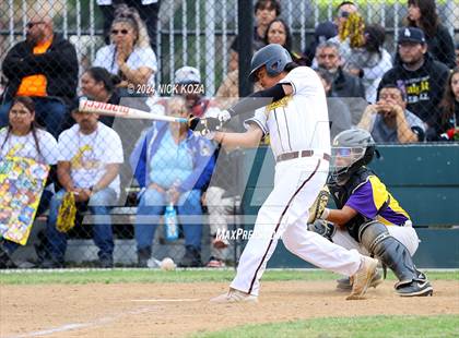 Thumbnail 3 in Firebaugh vs. Lynwood photogallery.