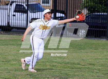 Thumbnail 2 in Firebaugh vs. Lynwood photogallery.