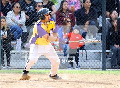 Thumbnail 2 in Firebaugh vs. Lynwood photogallery.