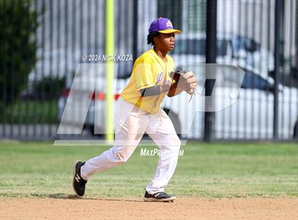 Thumbnail 3 in Firebaugh vs. Lynwood photogallery.