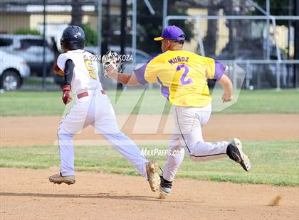 Thumbnail 3 in Firebaugh vs. Lynwood photogallery.