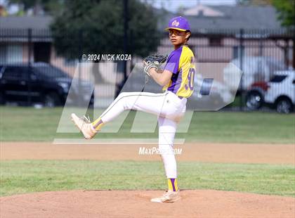 Thumbnail 3 in Firebaugh vs. Lynwood photogallery.