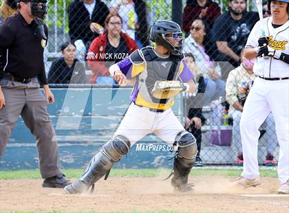 Thumbnail 3 in Firebaugh vs. Lynwood photogallery.