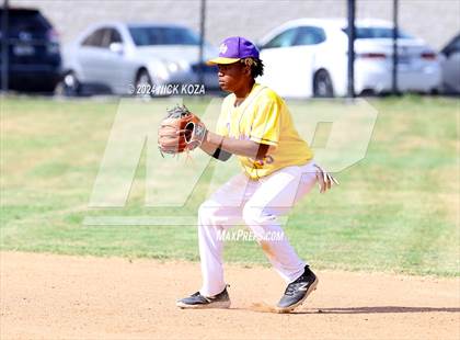 Thumbnail 3 in Firebaugh vs. Lynwood photogallery.