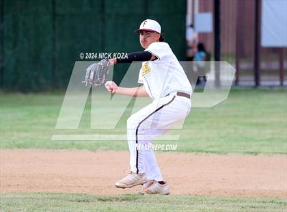 Thumbnail 2 in Firebaugh vs. Lynwood photogallery.