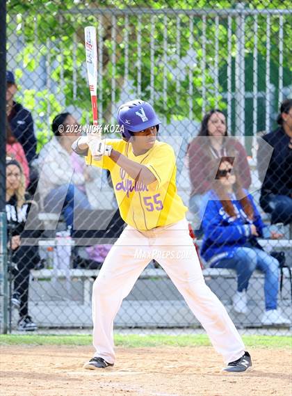 Thumbnail 2 in Firebaugh vs. Lynwood photogallery.