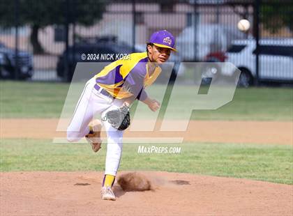 Thumbnail 1 in Firebaugh vs. Lynwood photogallery.