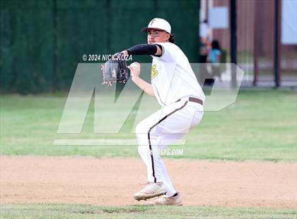 Thumbnail 3 in Firebaugh vs. Lynwood photogallery.
