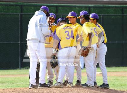 Thumbnail 2 in Firebaugh vs. Lynwood photogallery.