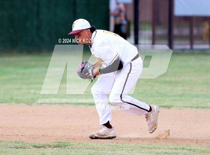 Thumbnail 1 in Firebaugh vs. Lynwood photogallery.
