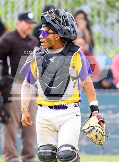 Thumbnail 1 in Firebaugh vs. Lynwood photogallery.