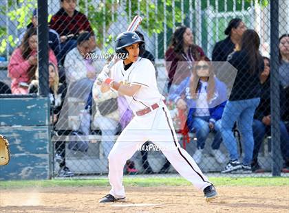 Thumbnail 1 in Firebaugh vs. Lynwood photogallery.