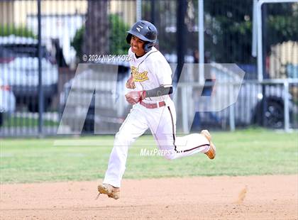 Thumbnail 3 in Firebaugh vs. Lynwood photogallery.