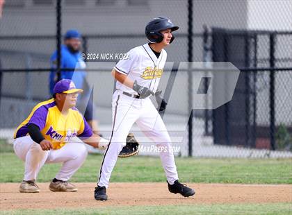 Thumbnail 2 in Firebaugh vs. Lynwood photogallery.
