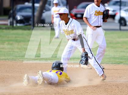 Thumbnail 3 in Firebaugh vs. Lynwood photogallery.