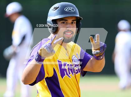 Thumbnail 1 in Firebaugh vs. Lynwood photogallery.