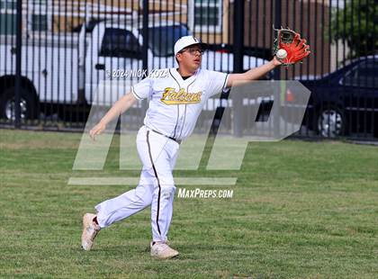 Thumbnail 1 in Firebaugh vs. Lynwood photogallery.