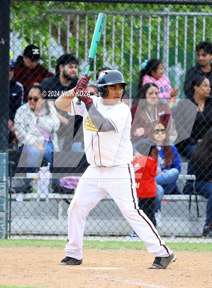 Thumbnail 2 in Firebaugh vs. Lynwood photogallery.