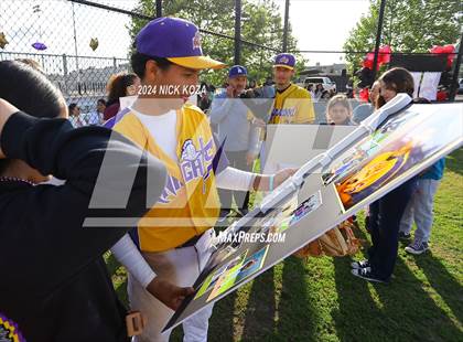 Thumbnail 2 in Firebaugh vs. Lynwood photogallery.