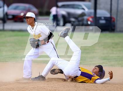 Thumbnail 1 in Firebaugh vs. Lynwood photogallery.