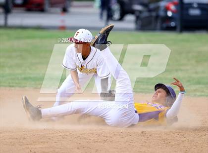 Thumbnail 2 in Firebaugh vs. Lynwood photogallery.