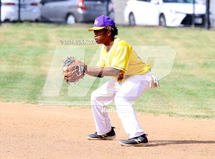 Thumbnail 2 in Firebaugh vs. Lynwood photogallery.