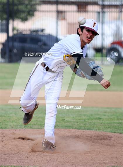 Thumbnail 3 in Firebaugh vs. Lynwood photogallery.