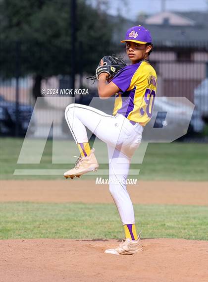 Thumbnail 2 in Firebaugh vs. Lynwood photogallery.