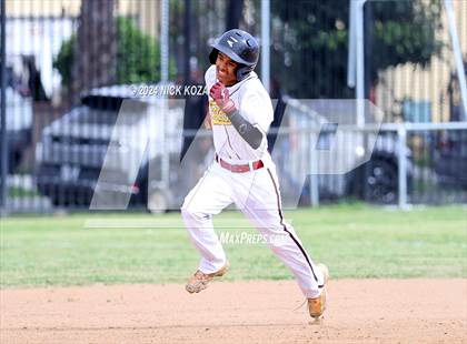 Thumbnail 2 in Firebaugh vs. Lynwood photogallery.