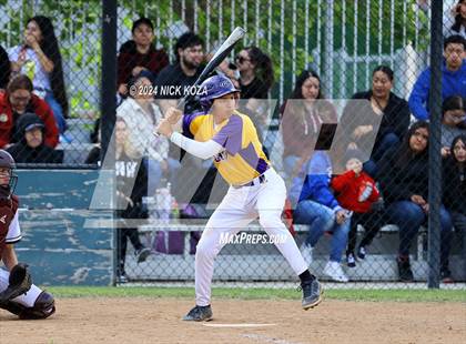 Thumbnail 3 in Firebaugh vs. Lynwood photogallery.