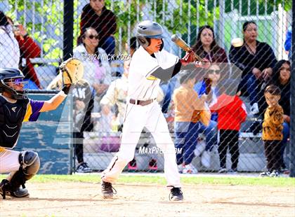 Thumbnail 3 in Firebaugh vs. Lynwood photogallery.