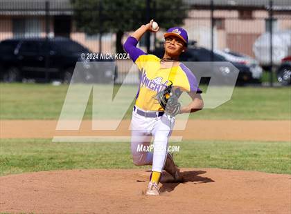 Thumbnail 3 in Firebaugh vs. Lynwood photogallery.