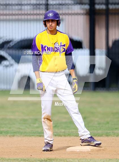 Thumbnail 3 in Firebaugh vs. Lynwood photogallery.