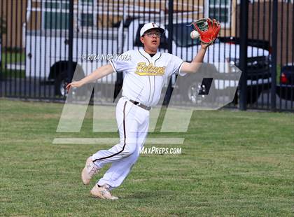 Thumbnail 3 in Firebaugh vs. Lynwood photogallery.