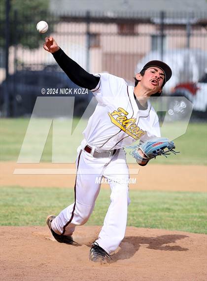 Thumbnail 2 in Firebaugh vs. Lynwood photogallery.