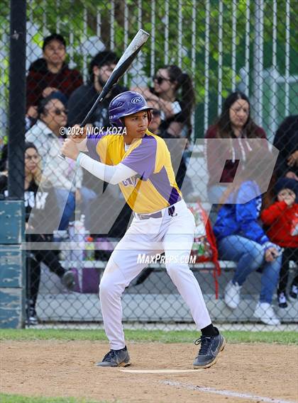 Thumbnail 2 in Firebaugh vs. Lynwood photogallery.