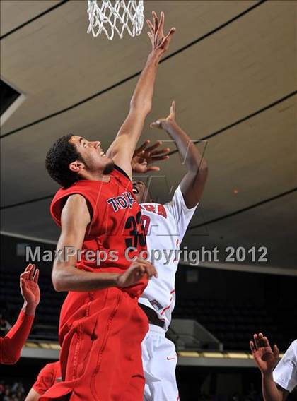 Thumbnail 2 in Lutheran vs. Serra (CIF SS D4AA Final) photogallery.