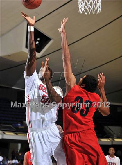 Thumbnail 1 in Lutheran vs. Serra (CIF SS D4AA Final) photogallery.