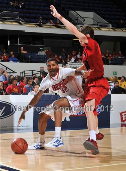Thumbnail 3 in Lutheran vs. Serra (CIF SS D4AA Final) photogallery.