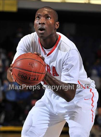 Thumbnail 3 in Lutheran vs. Serra (CIF SS D4AA Final) photogallery.
