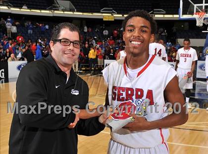 Thumbnail 3 in Lutheran vs. Serra (CIF SS D4AA Final) photogallery.
