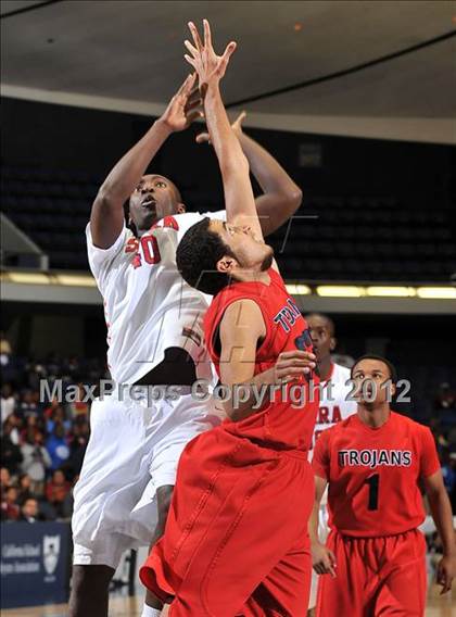 Thumbnail 1 in Lutheran vs. Serra (CIF SS D4AA Final) photogallery.