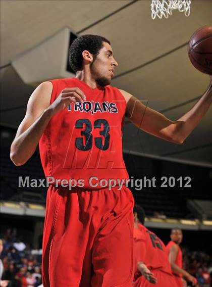 Thumbnail 2 in Lutheran vs. Serra (CIF SS D4AA Final) photogallery.