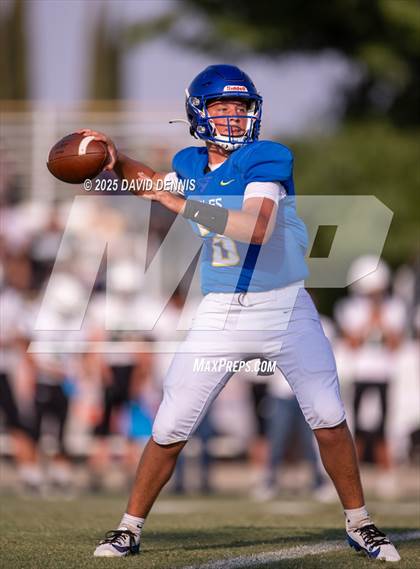Thumbnail 1 in Tehachapi @ Bakersfield Christian photogallery.