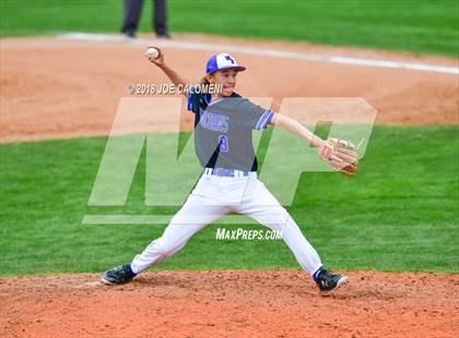 Thumbnail 3 in New Braunfels vs San Marcos (San Antonio Classic) photogallery.
