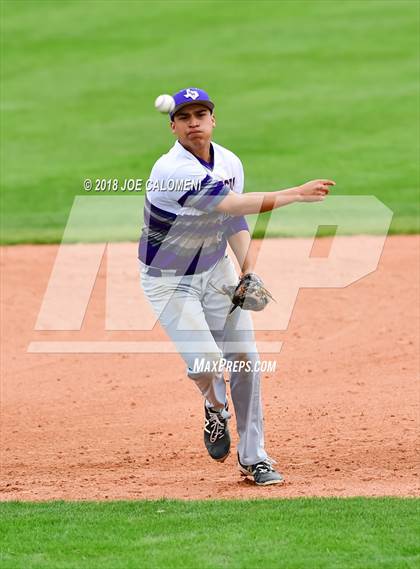 Thumbnail 2 in New Braunfels vs San Marcos (San Antonio Classic) photogallery.