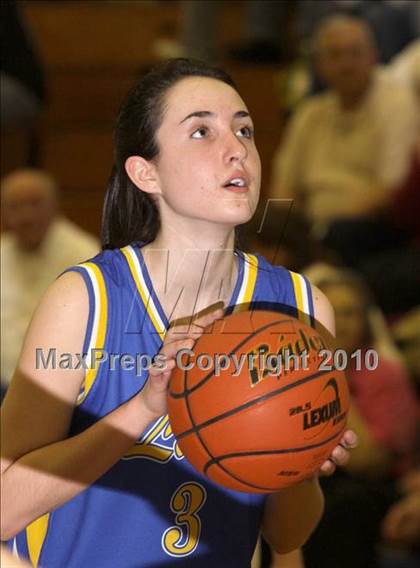 Thumbnail 2 in Elk County Catholic vs Otto Eldred (District 9 Class A Semifinal) photogallery.